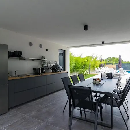 Holiday home Mariner *